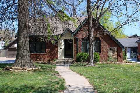 420 N Pershing Ave, Wichita, KS 67208