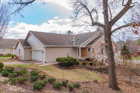71 Oak Grove Drive, Madison, WI 53717