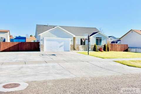 5405 E Buchanan Avenue, Iona, ID 83427