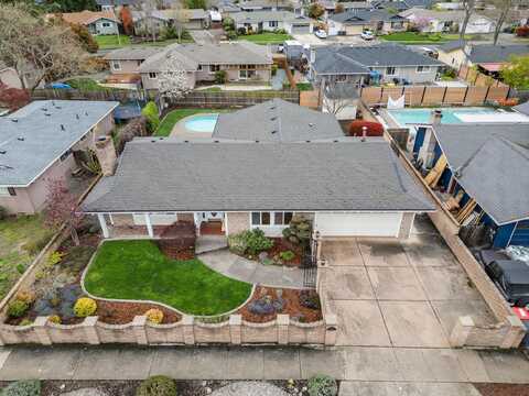 2962 El Dorado Drive, Medford, OR 97504