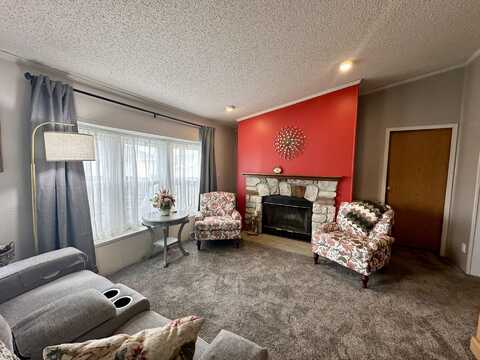 9716 Bloomsbury Cir, Northville, MI 48167