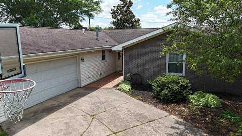 8355 Kifer Drive, Newburgh, IN 47630