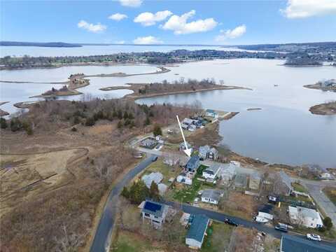 230 Cedar Avenue, Portsmouth, RI 02871