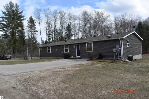 4273 Chaplow Lane, West Branch, MI 48661