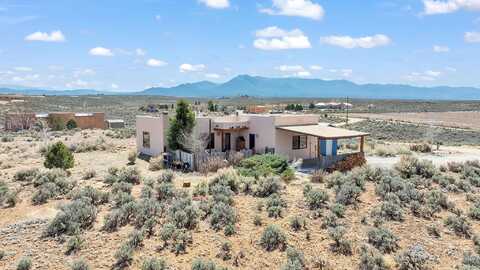 91g Tomas H Romero Road, Ranchos de Taos, NM 87557
