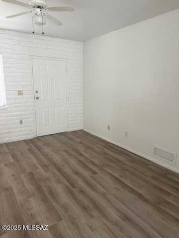 2549 N Santa Rita Avenue, Tucson, AZ 85719