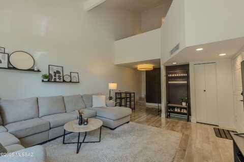 3855 N Paseo De Las Canchas, Tucson, AZ 85716