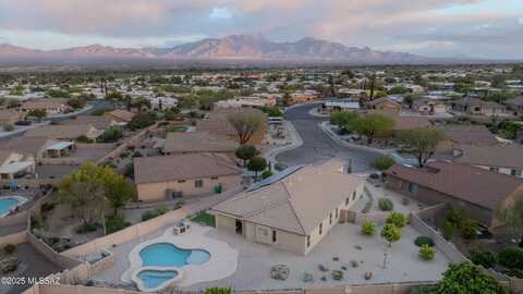 1590 N Via Arizpe, Green Valley, AZ 85614