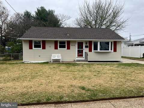 305 W WOODLAWN AVENUE, MAPLE SHADE, NJ 08052