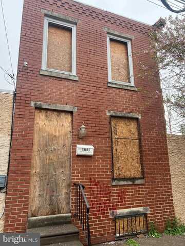 1850 E OAKDALE STREET, PHILADELPHIA, PA 19125