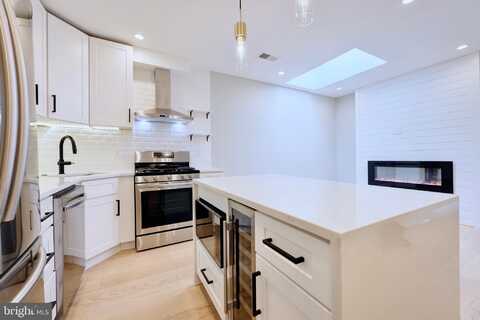 1325 ADAMS STREET NE, WASHINGTON, DC 20018