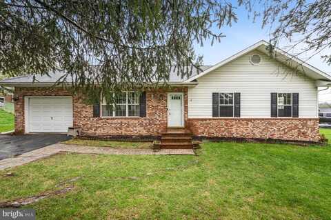 12 CAMERON LANE, MARTINSBURG, WV 25405