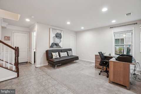 9810 SMITHVIEW PLACE, LANHAM, MD 20706