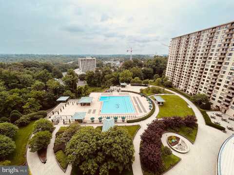 5225 POOKS HILL ROAD, BETHESDA, MD 20814