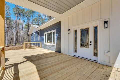 97 W W Bluff Rd, Pikeville, TN 37367