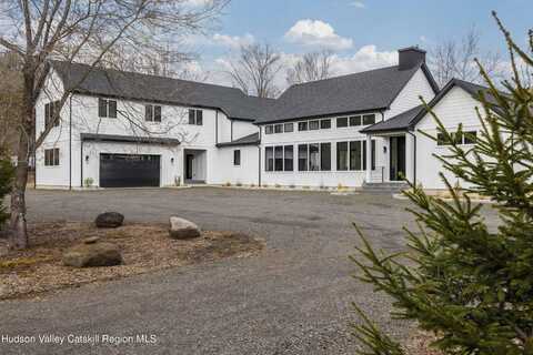 462 Mettacahonts Road, Accord, NY 12404
