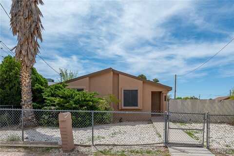 2404 Phoenix Avenue, Kingman, AZ 86401