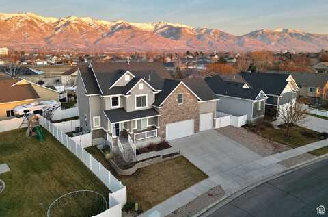 681 S VANCE W, Layton, UT 84041