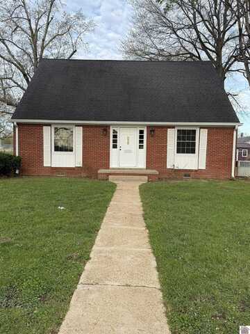 825 Pryor St, Mayfield, KY 42066