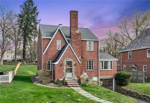 210 Morewood Rd, Shaler, PA 15116