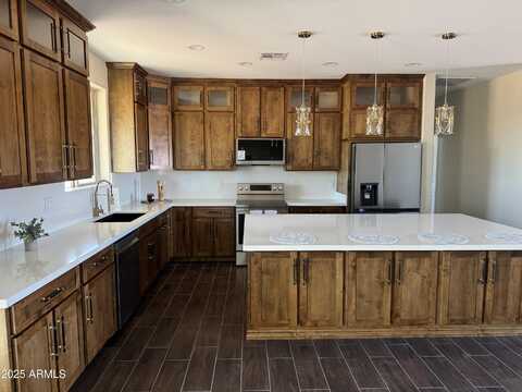 40709 W Georgia Avenue, Tonopah, AZ 85354