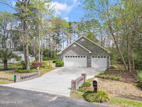 7 Sand Dollar Court, Calabash, NC 28467