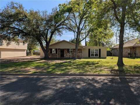 4104 Marsh Street, Bryan, TX 77803