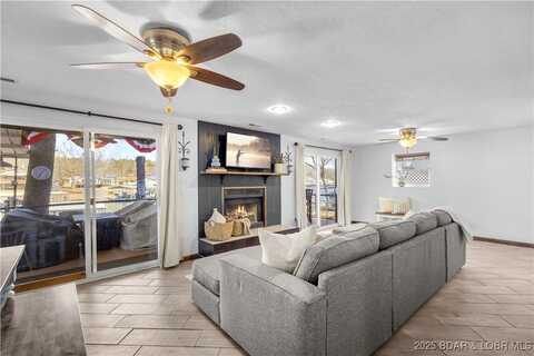 31372 Golden Wood Road, Gravois Mills, MO 65037