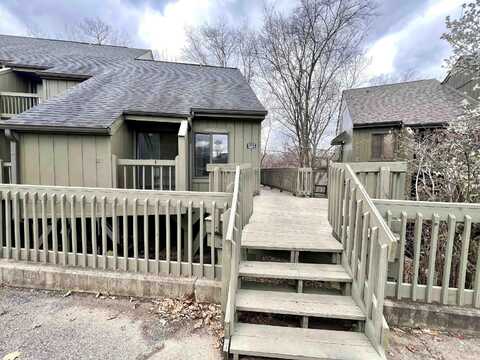 9322 S Lake Ridge Drive, Bloomington, IN 47401