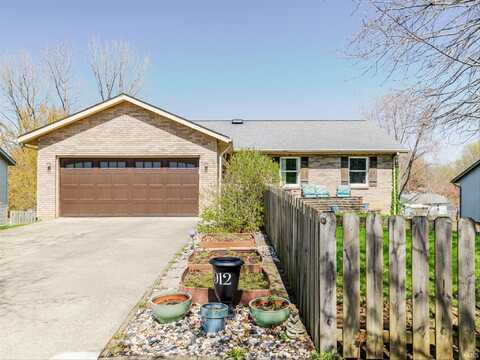 912 W Countryside Lane, Bloomington, IN 47403
