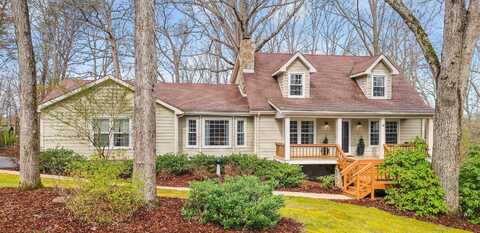 703 Windy Way, Signal Mountain, TN 37377