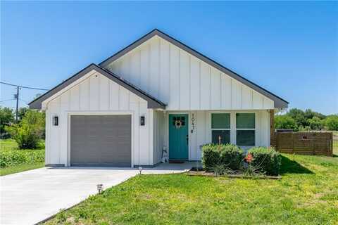 1047 N King Street, Alice, TX 78332