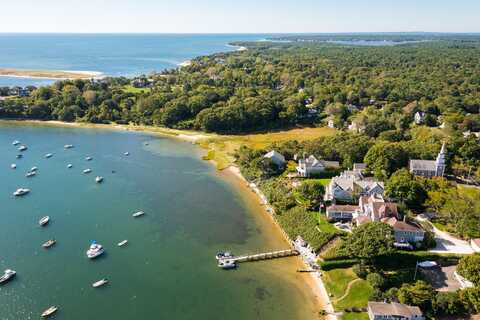 996 Main Street, Cotuit, MA 02635