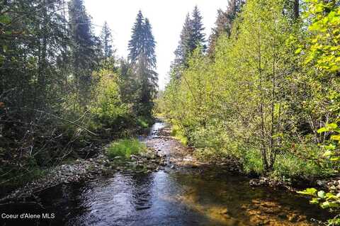 244 Culvert Ln, Bonners Ferry, ID 83805
