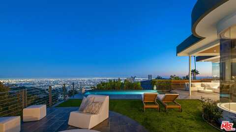 9353 Nightingale Dr, Los Angeles, CA 90069