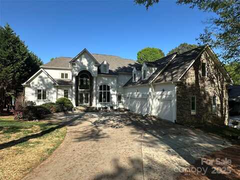 5517 Mountain Point Lane, Charlotte, NC 28216
