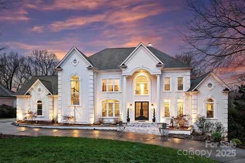 4335 Piper Glen Drive, Charlotte, NC 28277