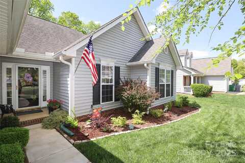 7515 Shadowstone Drive, Charlotte, NC 28270