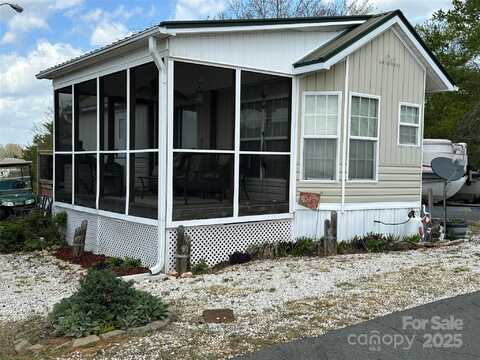 171 Grand View Drive, New London, NC 28127