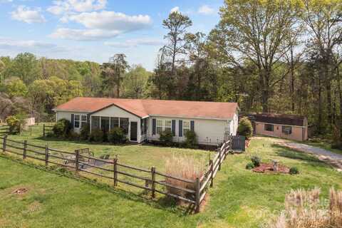 335 Ridgewood Drive, Mount Ulla, NC 28125