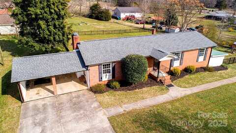 2704 Silvers Lane, Albemarle, NC 28001