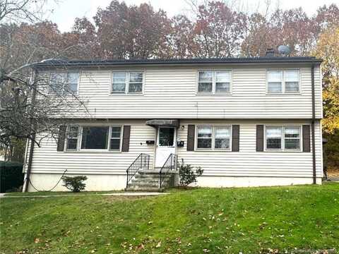 18 High Top Circle, Hamden, CT 06514