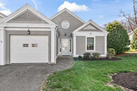 11 Saint George Place, Newtown, CT 06482