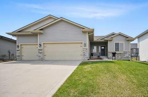 8704 Highland Oaks Drive, Johnston, IA 50131