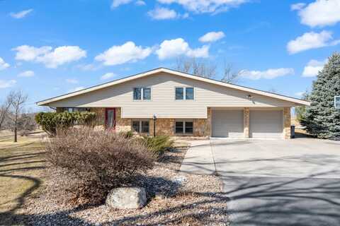 3318 N 19th Avenue W, Newton, IA 50208