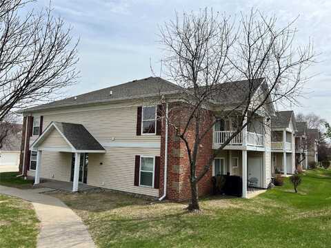 2128 NW 156th Street unit: 19, Clive, IA 50325