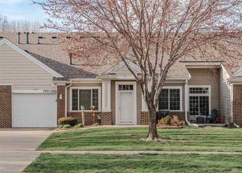 7725 Wistful Vista Drive, West Des Moines, IA 50266