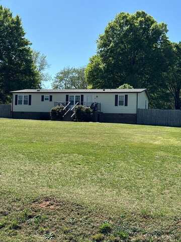 126 MULLINS RD, Reidsville, NC 27320