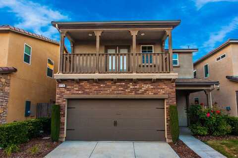 6114 Brick Drive E, Fresno, CA 93727