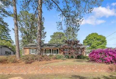 2514 Mirror Lake Drive, Fayetteville, NC 28303